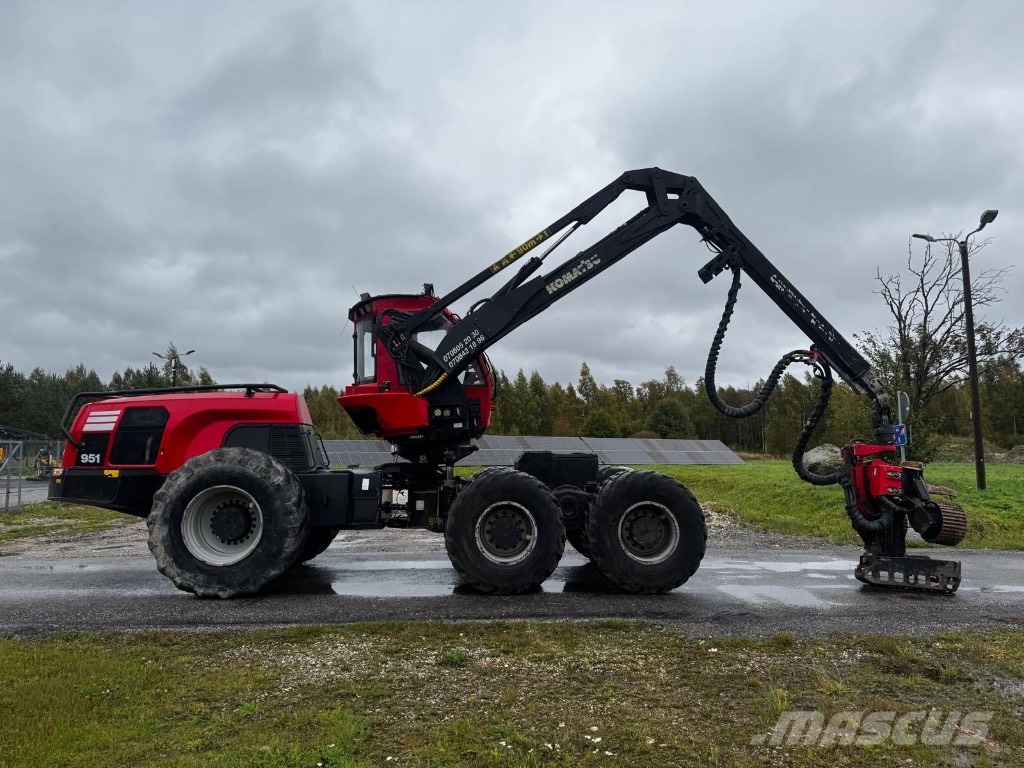 Komatsu 951 Abatteuse