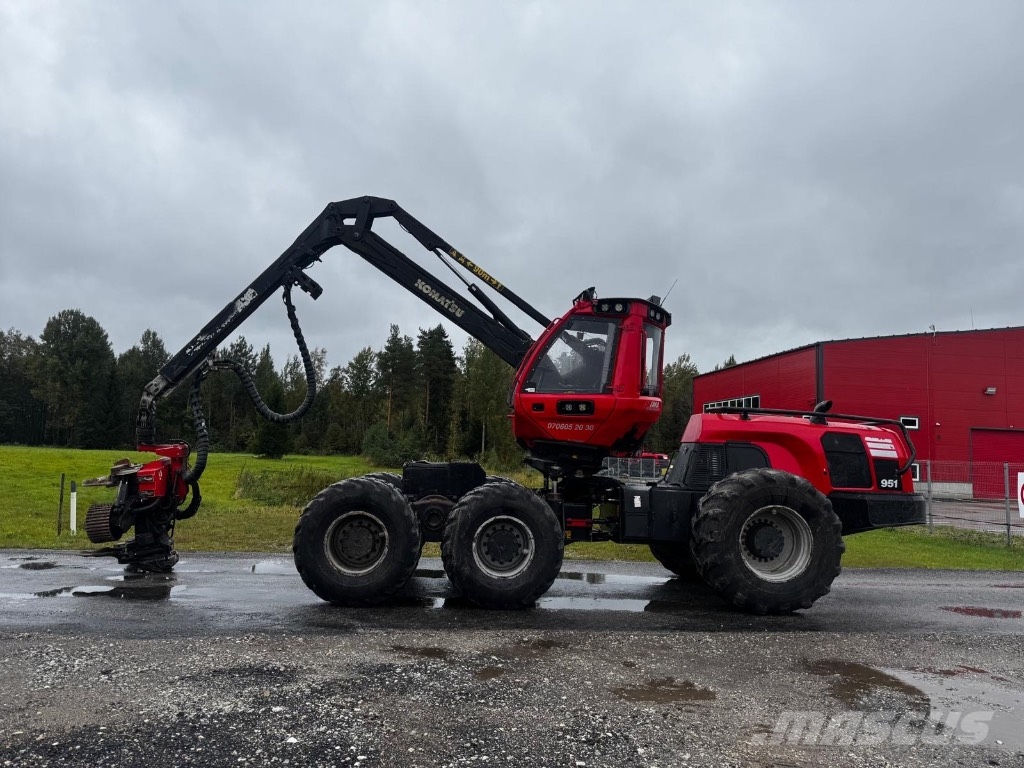 Komatsu 951 Abatteuse