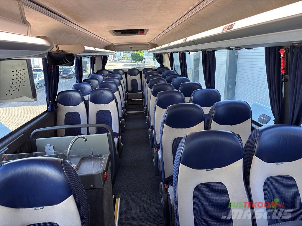 VDL Futura FHD2-129/370 Autobuses tipo pullman