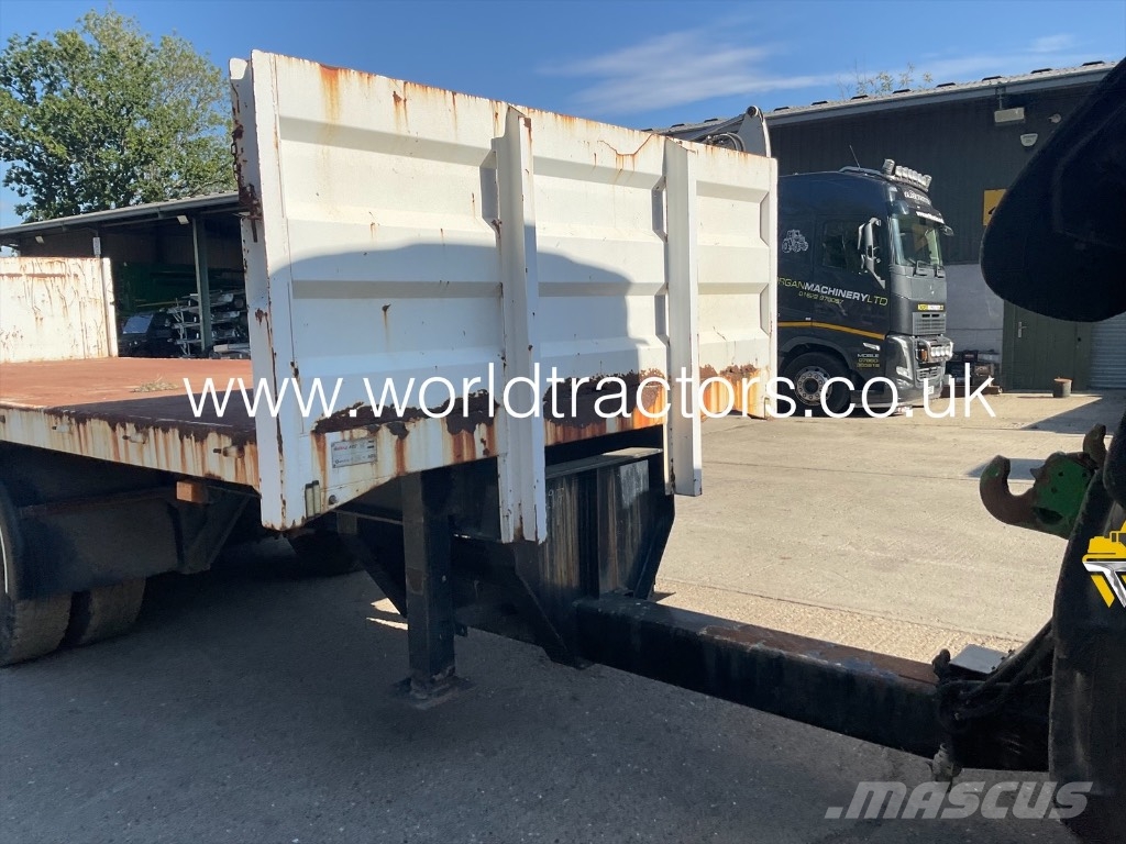 OVERLANDER 22FT Otros remolques