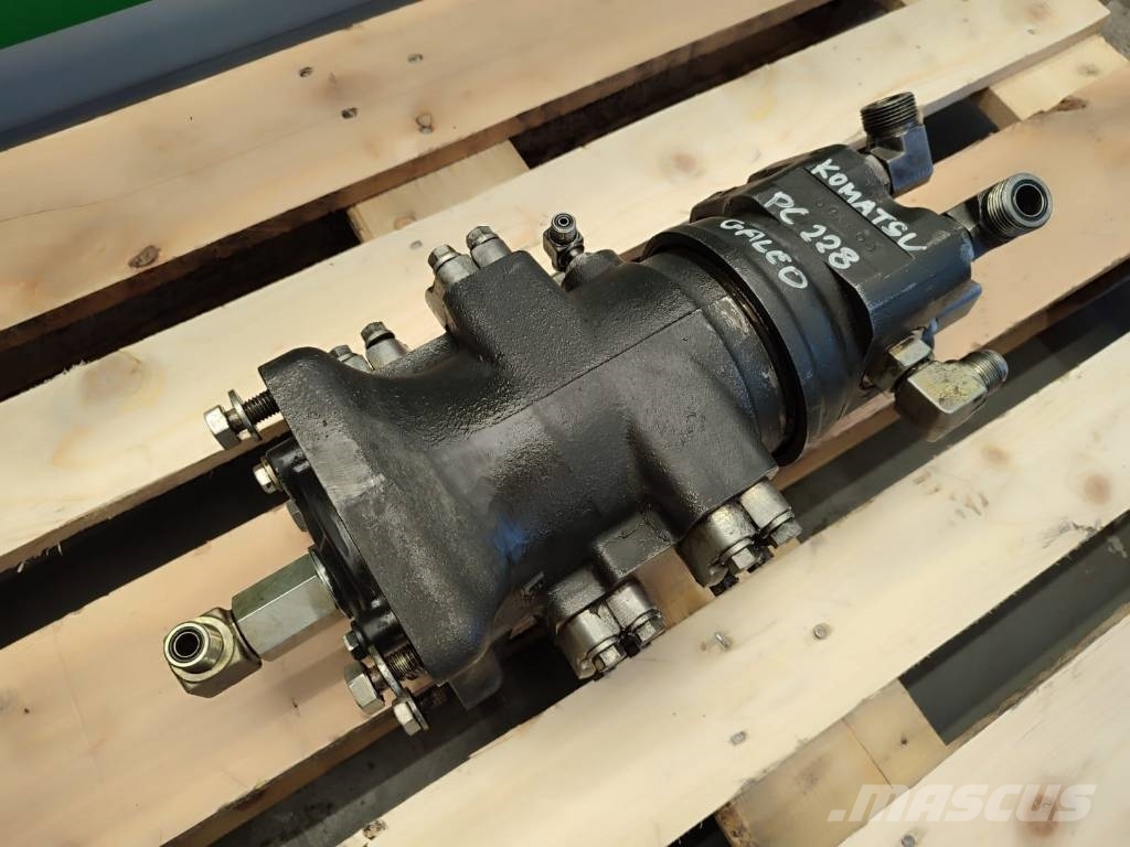 Komatsu 174 / 5 000 Hydraulic rotator 59K665 Komatsu PC22 Hidravlika