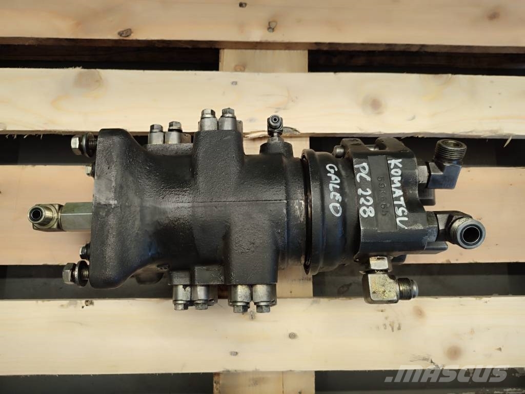 Komatsu 174 / 5 000 Hydraulic rotator 59K665 Komatsu PC22 Hidravlika