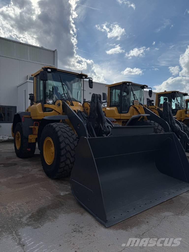 Volvo L 90 H Pale gommate