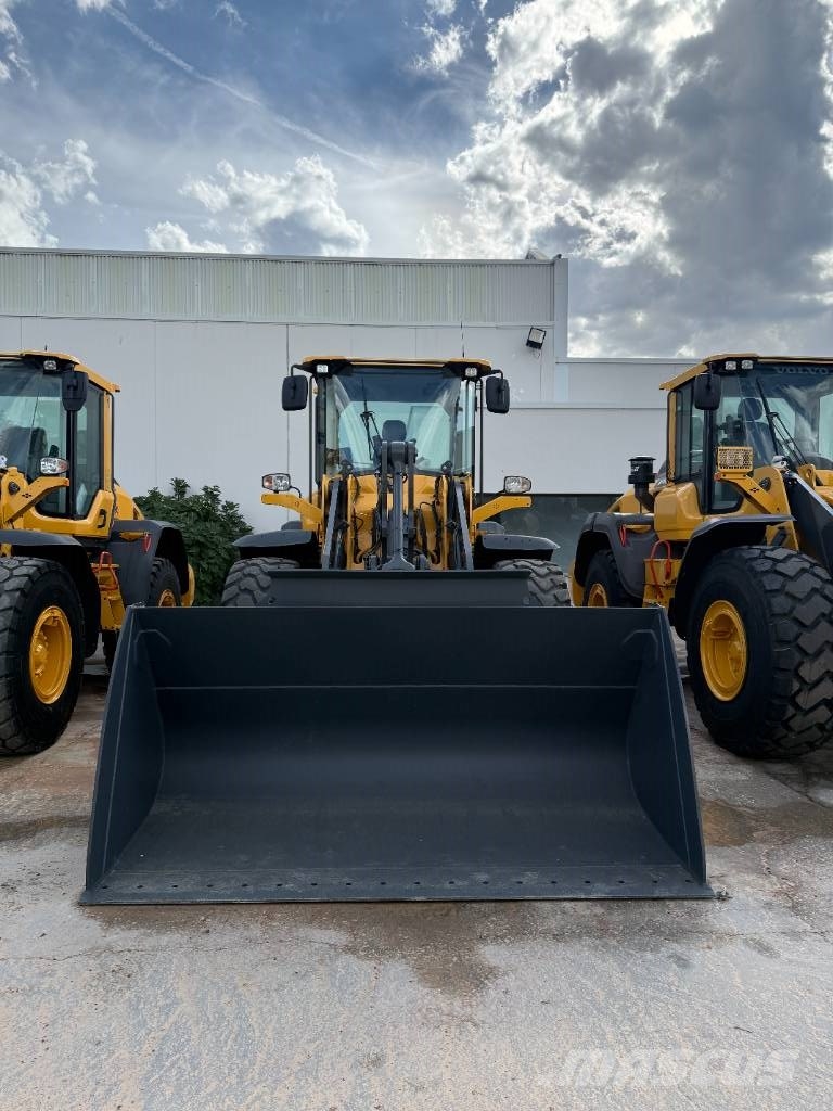 Volvo L 90 H Pale gommate