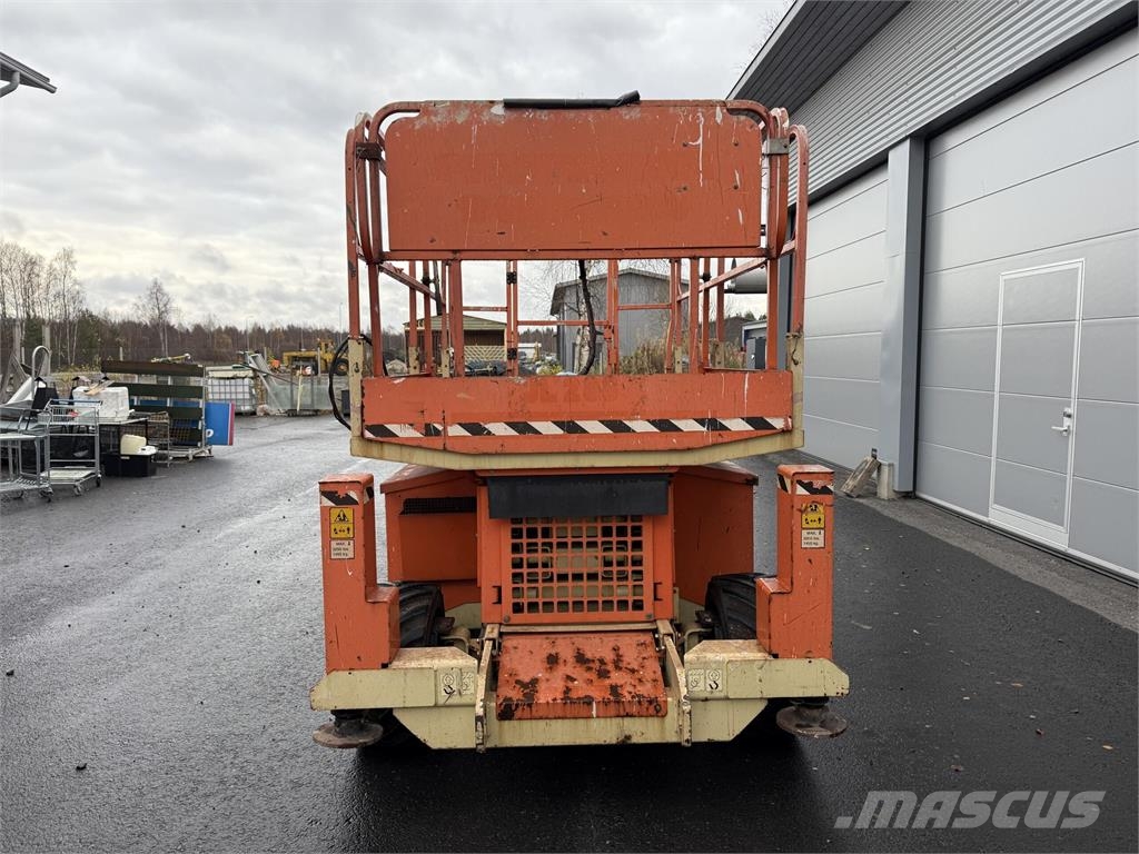 JLG 260 MRT Saksilavat