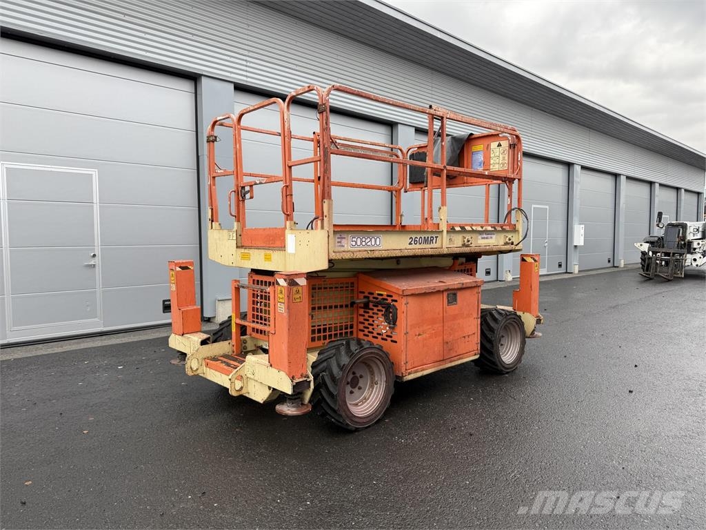 JLG 260 MRT Saksilavat
