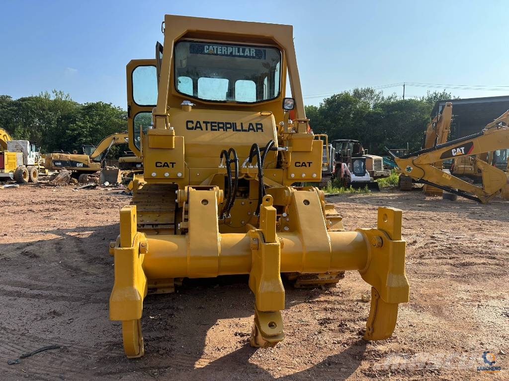CAT D7G Buldožerji goseničarji