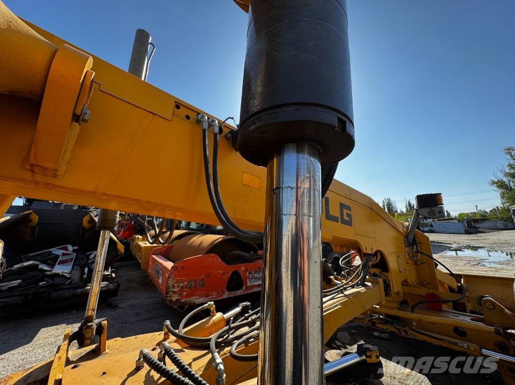 SDLG G9220 Grader