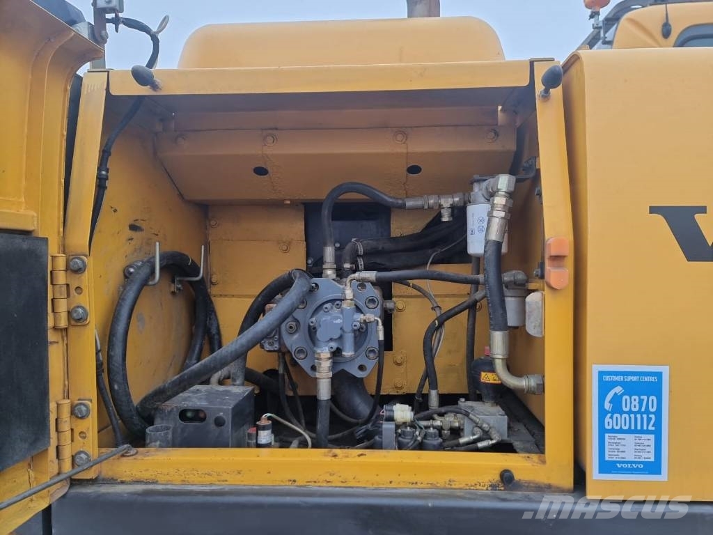 Volvo EC 210 B LC Rupsgraafmachines