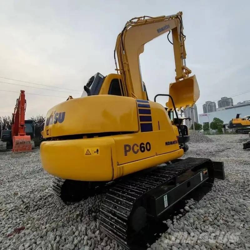 Komatsu PC 60-7 소형 굴삭기 7톤 미만