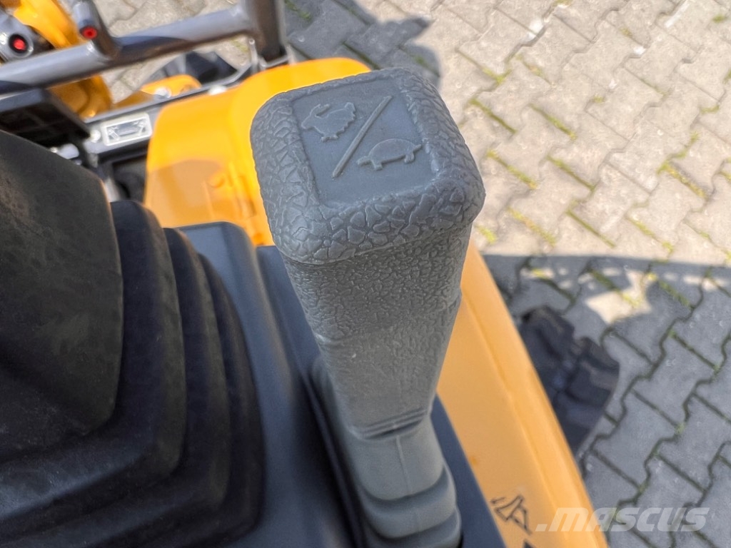 XCMG XE18E Minikaivukoneet < 7t
