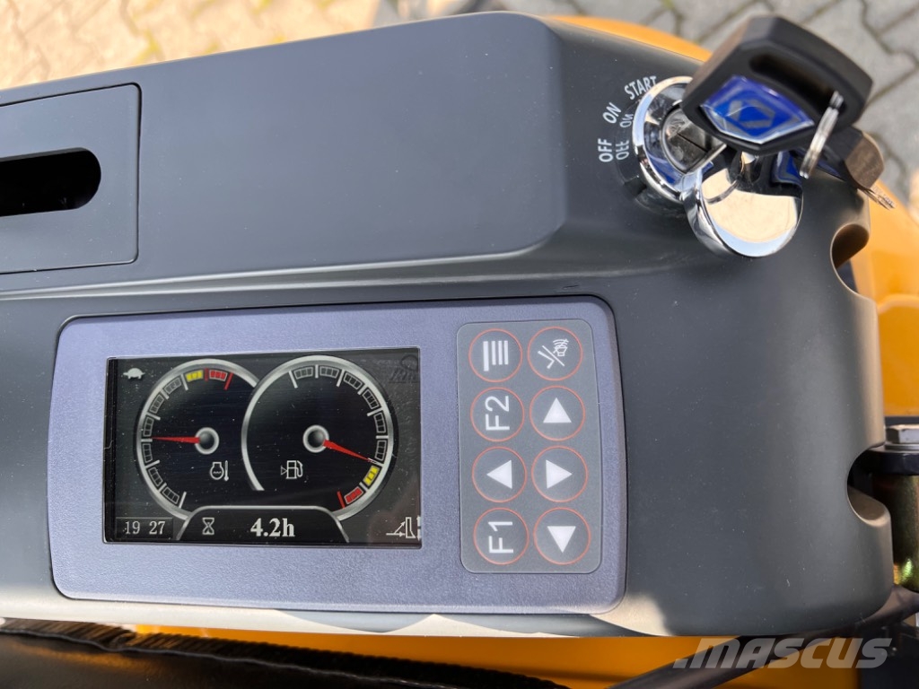 XCMG XE18E Minikaivukoneet < 7t