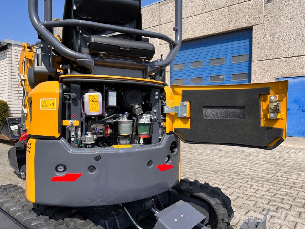 XCMG XE18E Minikaivukoneet < 7t