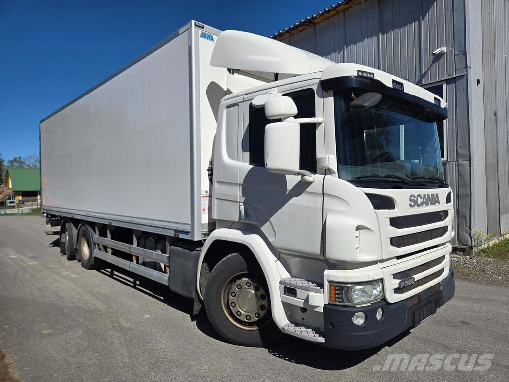 Scania P360 DB6x2*4HNB Camiones con caja de remolque