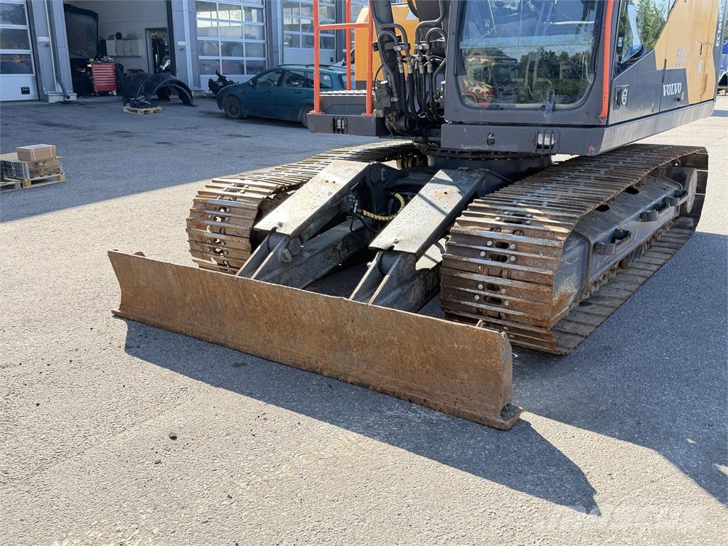 Volvo EC160ENL حفارات زحافة