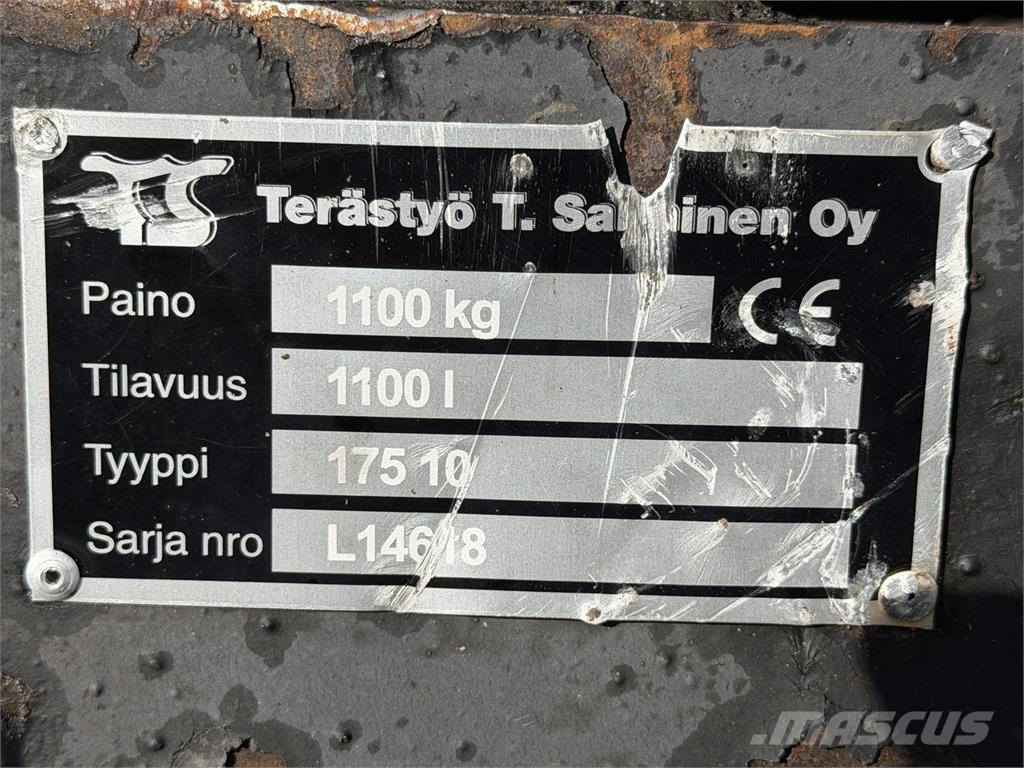 Volvo EC160ENL حفارات زحافة