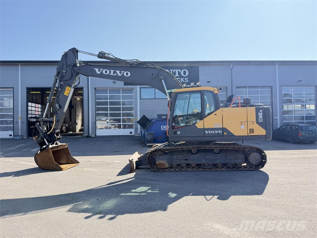 Volvo EC160ENL حفارات زحافة