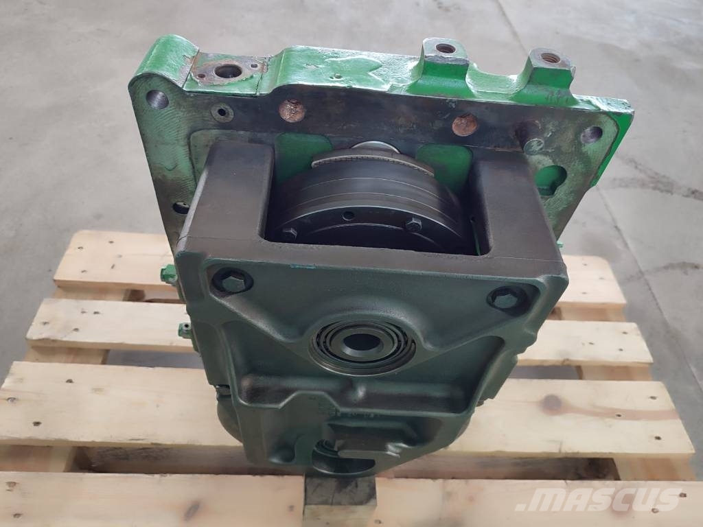 John Deere Rear PTO R249494 JOHN DEERE 6920 Mootorid