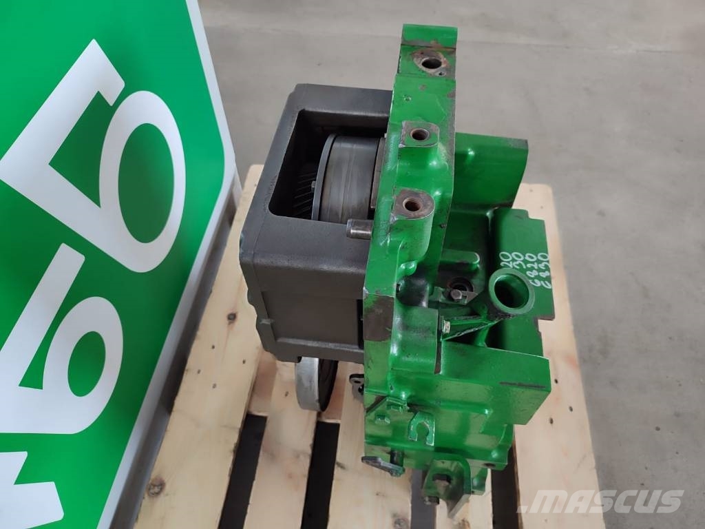 John Deere Rear PTO R249494 JOHN DEERE 6920 Mootorid
