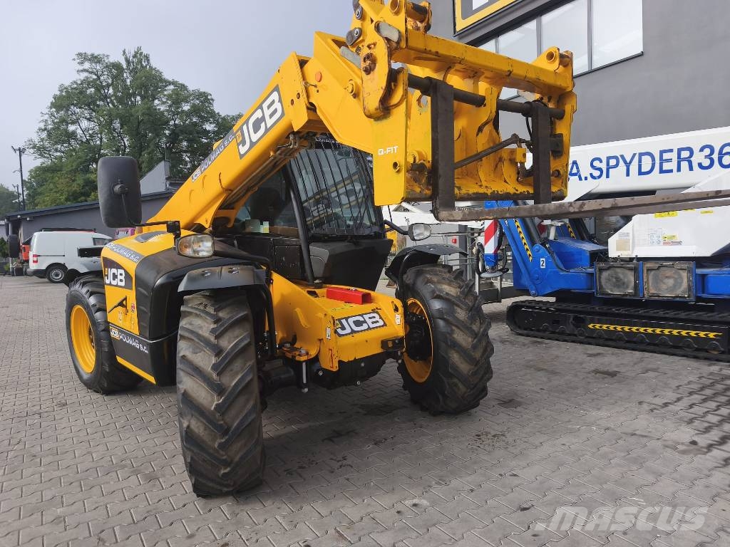 JCB 531-70 Agri Teleskopické manipulátory