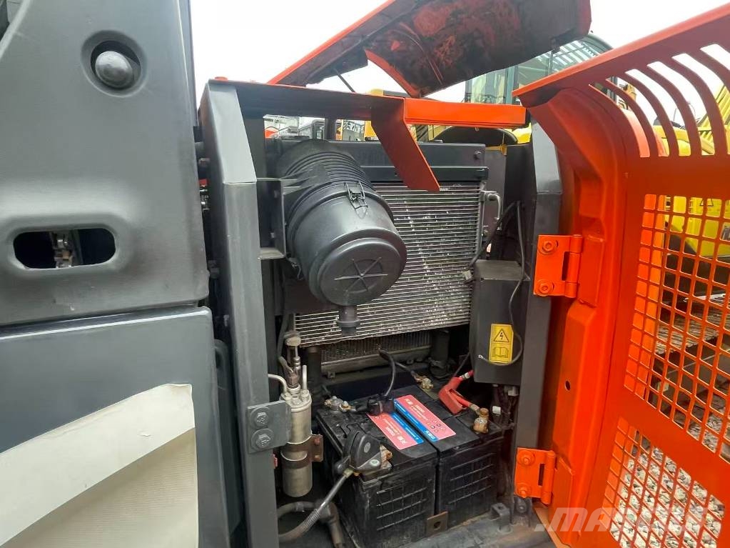 Hitachi ZX60 Mini Escavadoras <7t