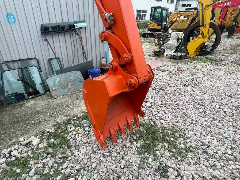 Hitachi ZX60 Mini Escavadoras <7t