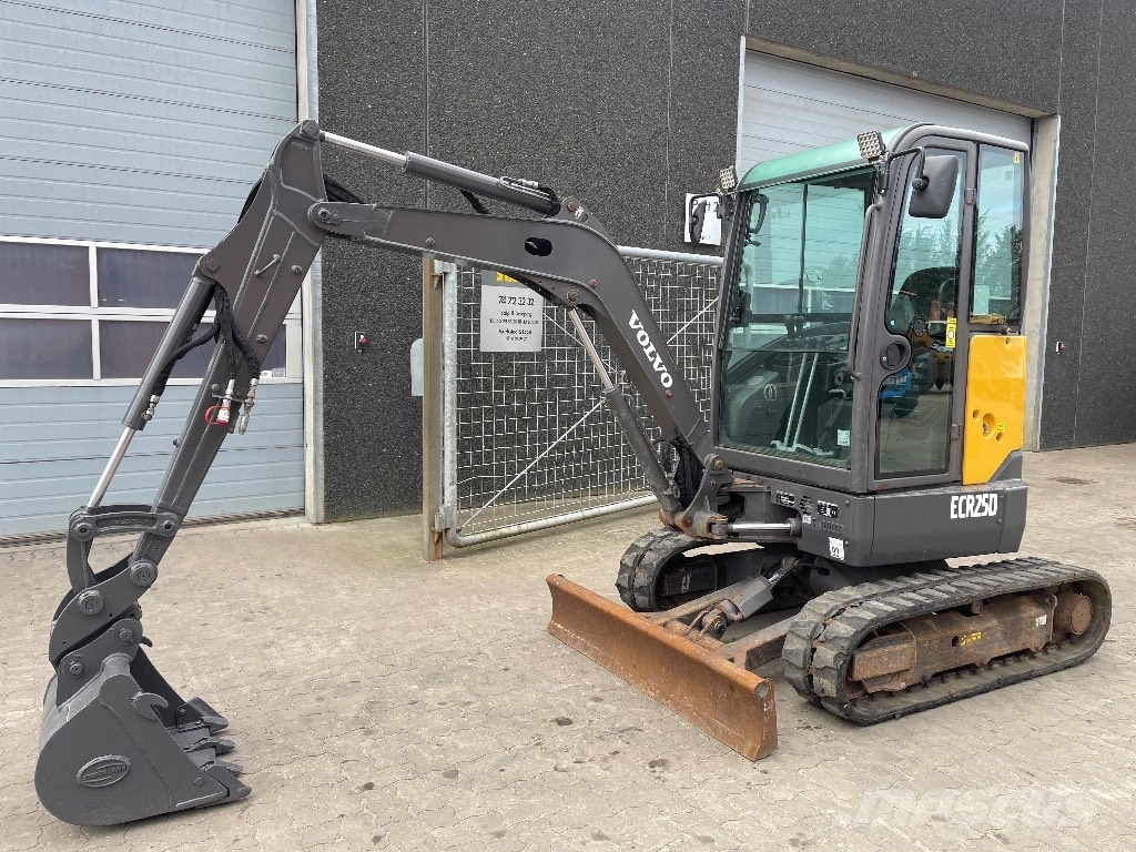 Volvo ECR25D Miniescavadeiras < 7t (Mini escavadeiras)