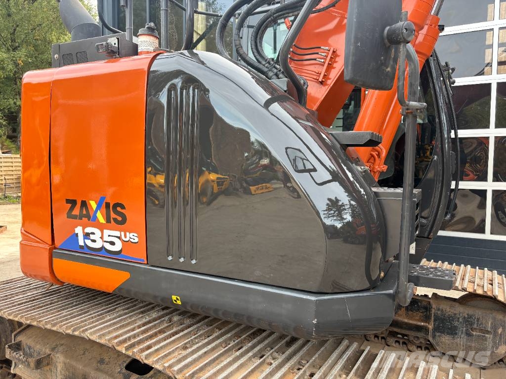 Hitachi ZX 135 US-6 Lánctalpas kotrók