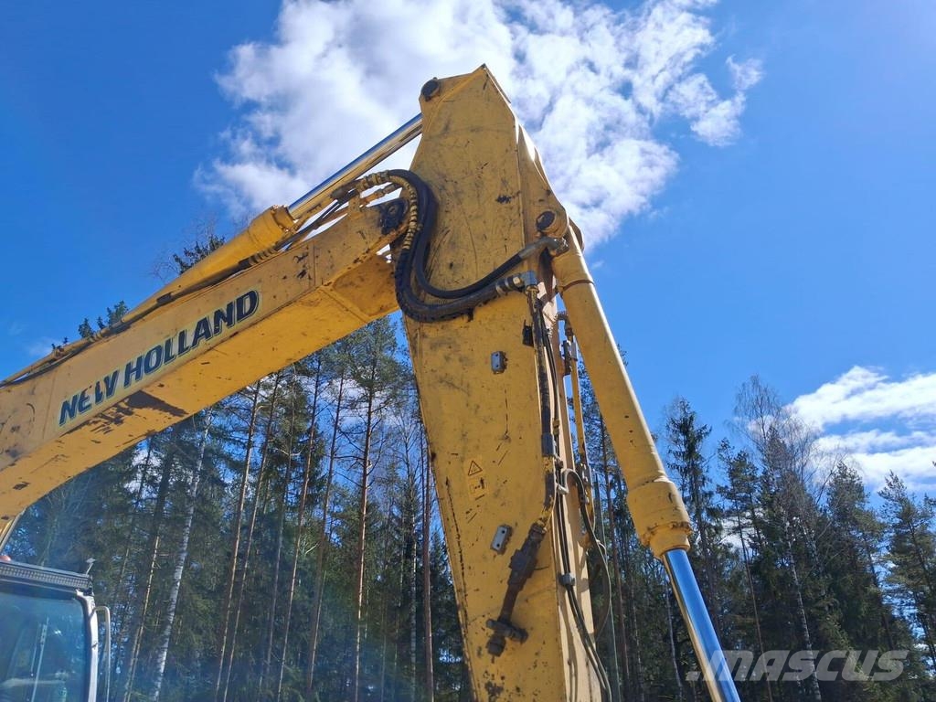 New Holland E235BSR-2 Rupsgraafmachines