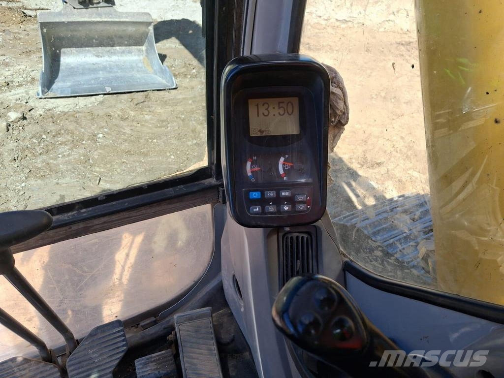 New Holland E235BSR-2 Rupsgraafmachines