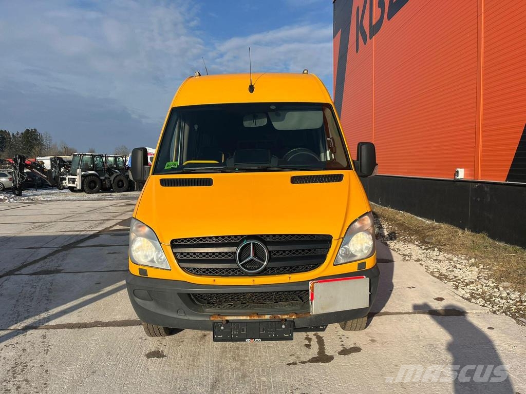 Mercedes-Benz Sprinter 515 CDI 19 SEATS / WHEELCHAIR RAMP Minibussar