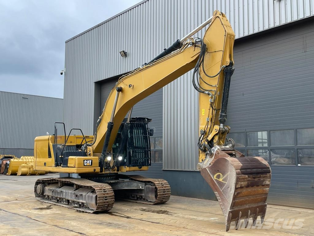 CAT 330 07A حفارات زحافة