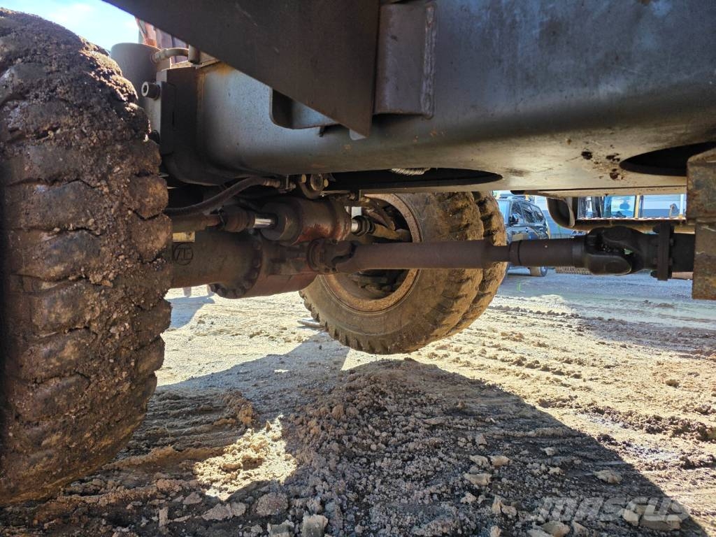 Doosan DX210WA Gumikerekes kotrók
