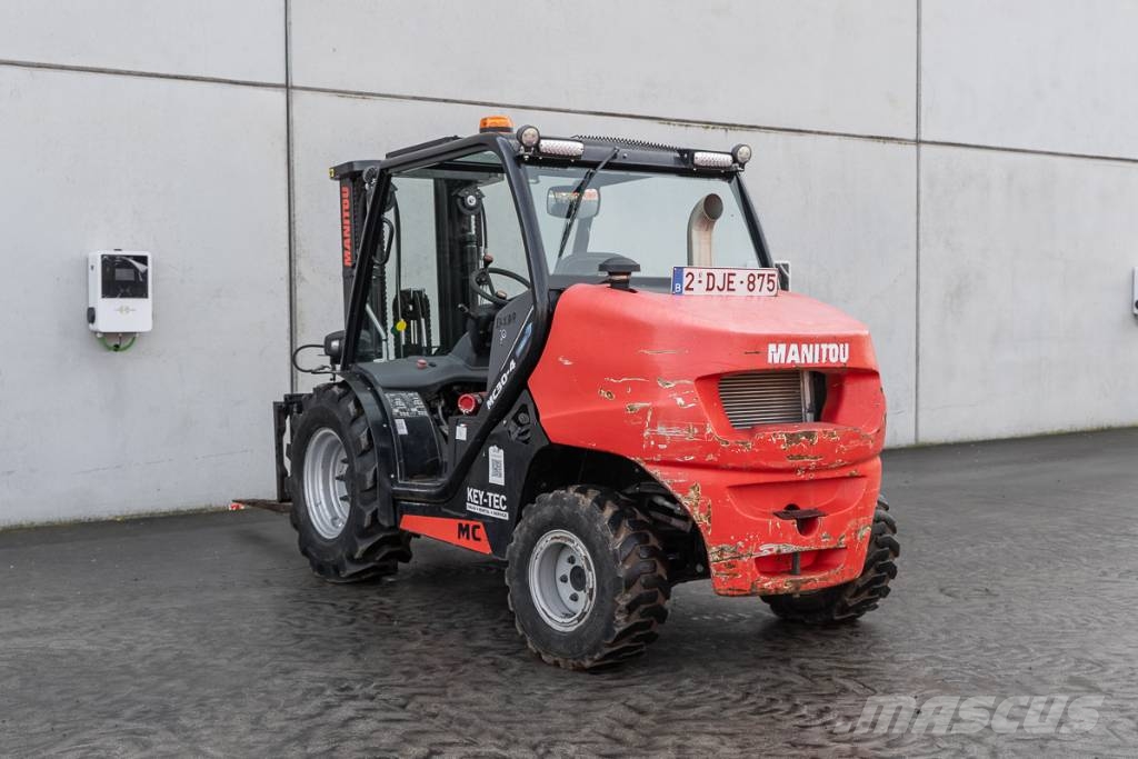 Manitou MC 30.4 Chariots diesel