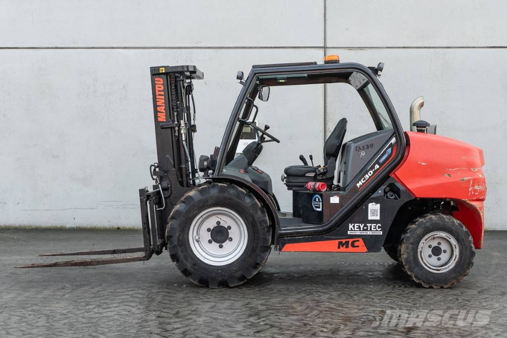 Manitou MC 30.4 Chariots diesel