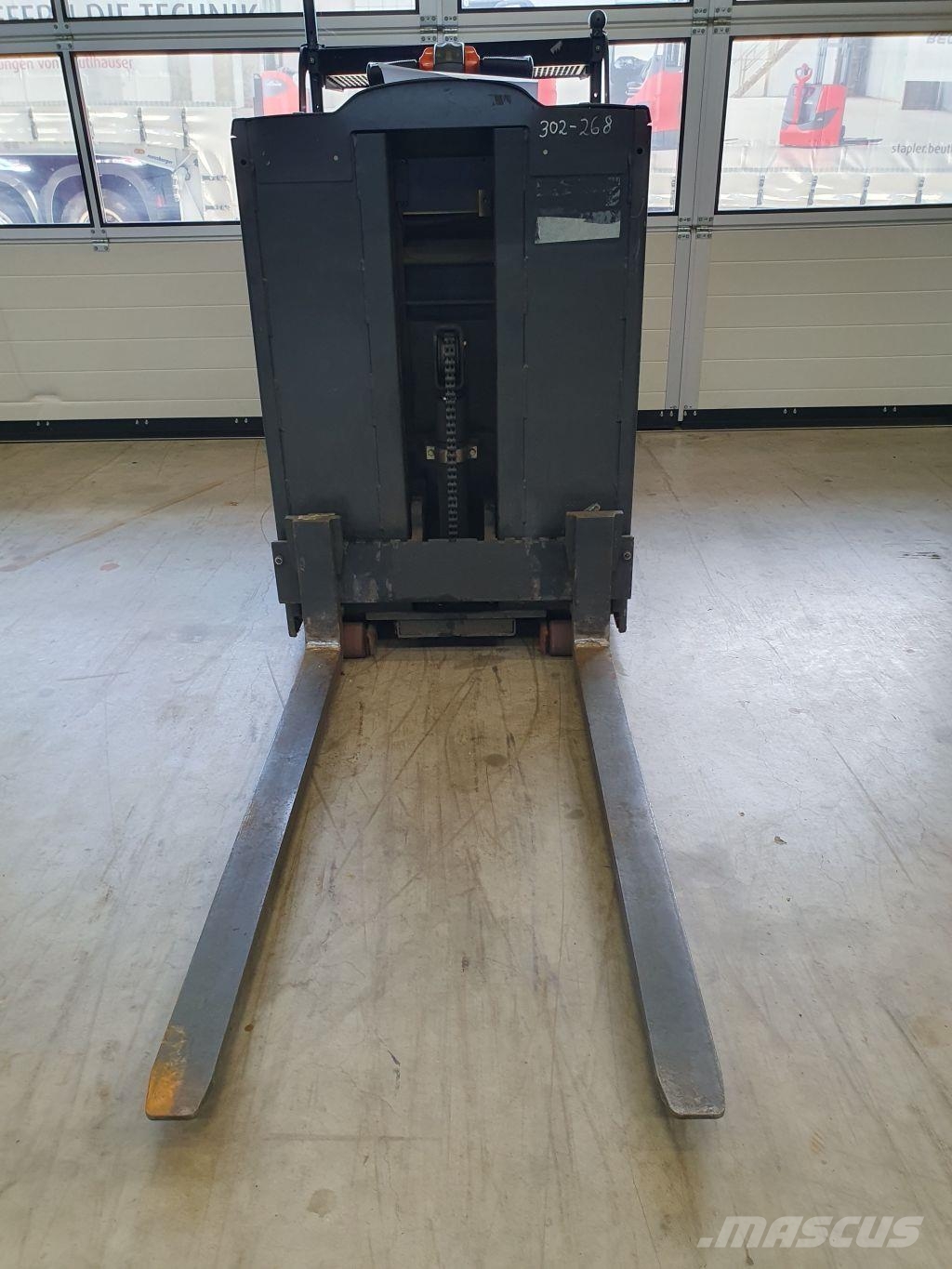 Linde V08-02 Orderpicker voor hoog niveau