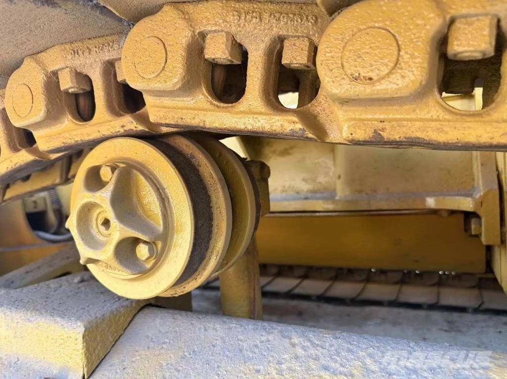 CAT D 5 C 履帶推土機