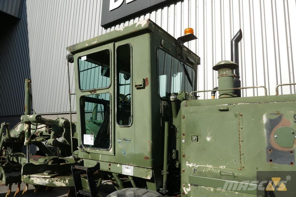 CAT 130G Ex-army Greiderid