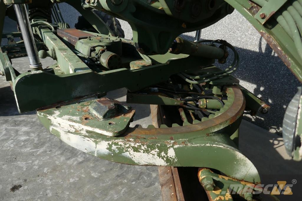 CAT 130G Ex-army Greiderid