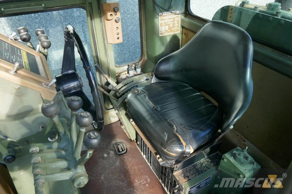 CAT 130G Ex-army Greiderid