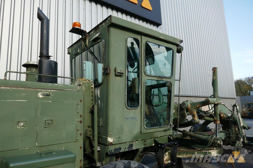 CAT 130G Ex-army Greiderid