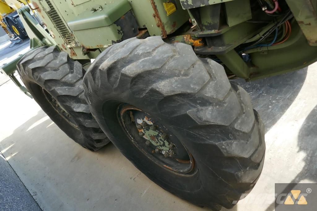 CAT 130G Ex-army Greiderid
