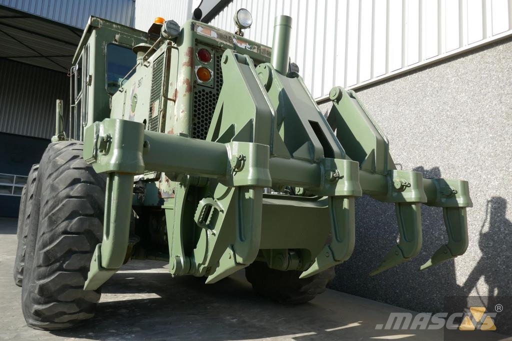 CAT 130G Ex-army Greiderid