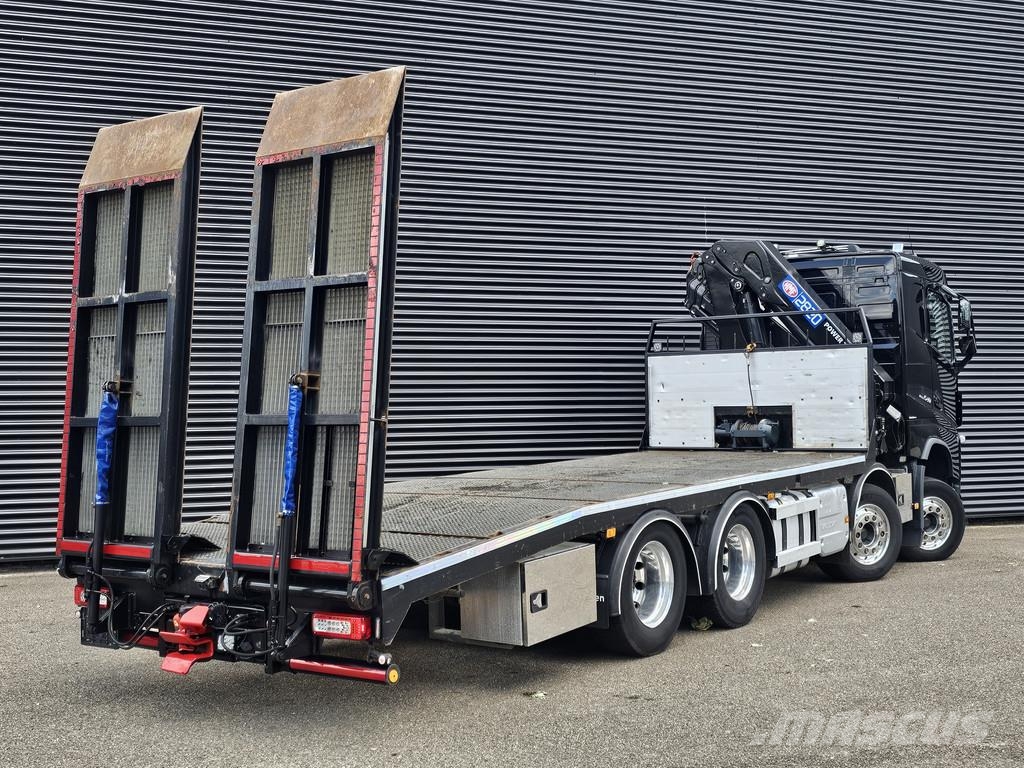 Volvo FH540 8X4 / HMF 28TM KRAN / CRANE / OPRIJ- MACHINE Camiones grúa