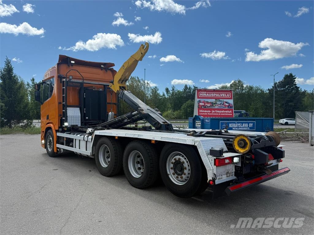 Scania R580 8x4 Camiones elevadores de gancho