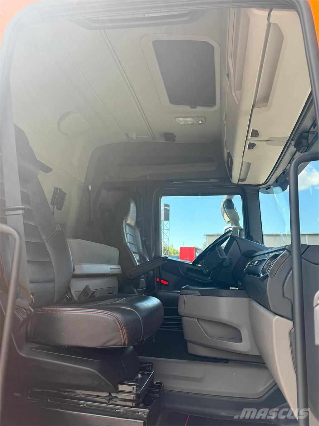 Scania R580 8x4 Camiones elevadores de gancho