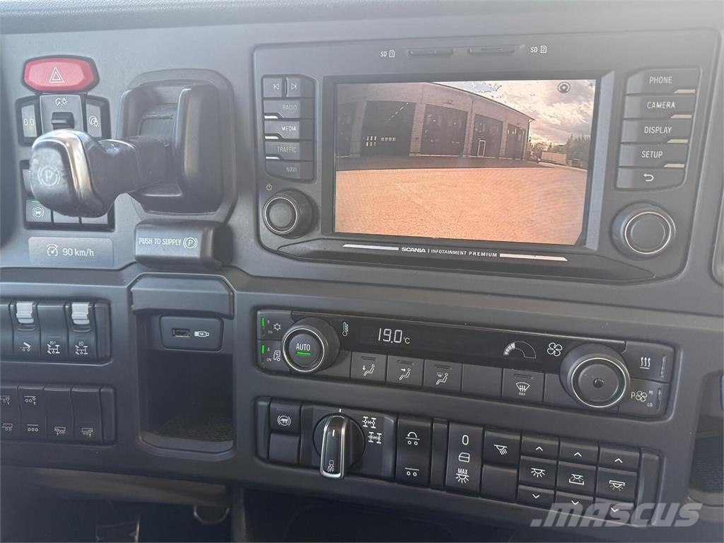 Scania R580 8x4 Camiones elevadores de gancho