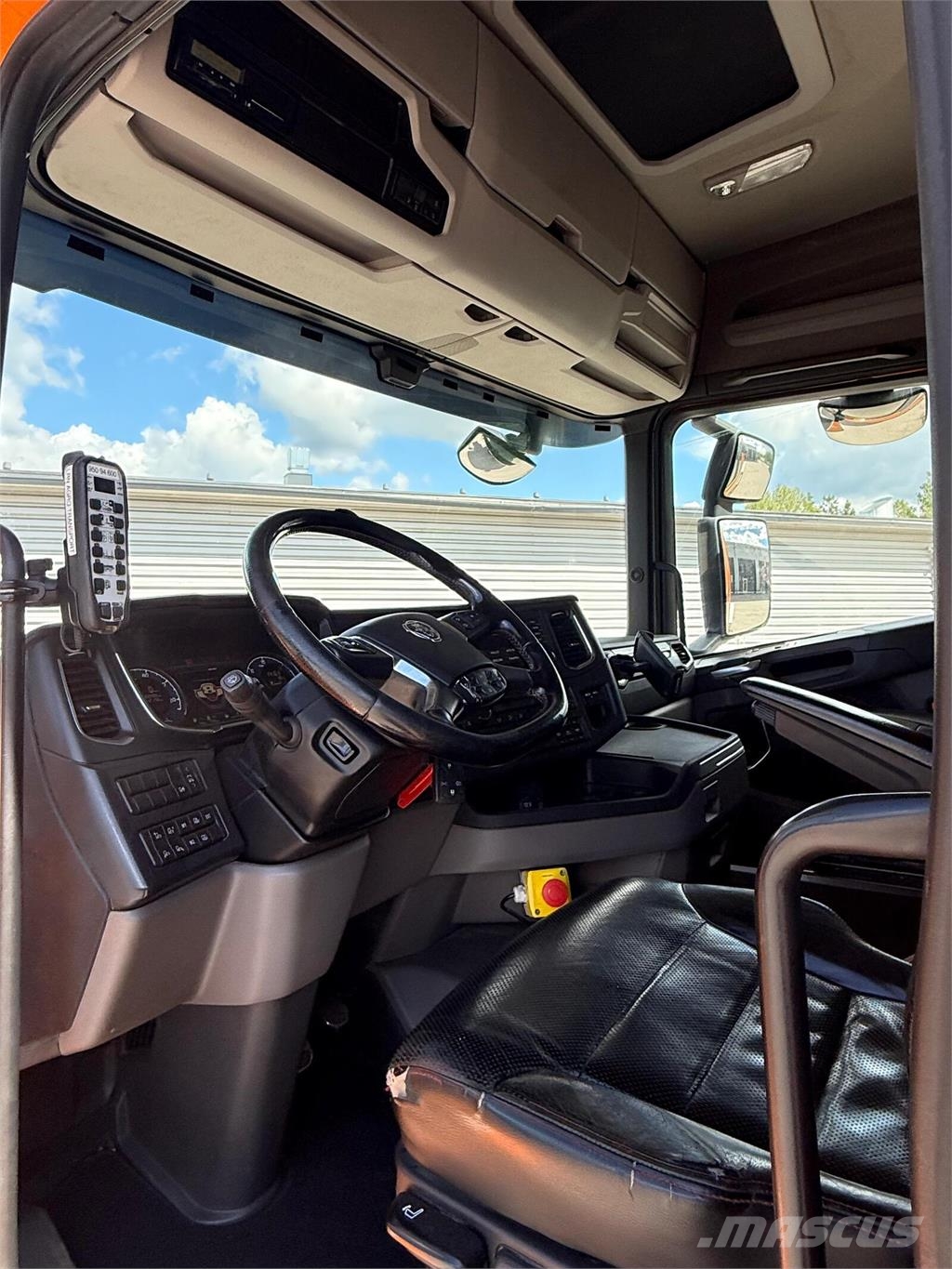 Scania R580 8x4 Camiones elevadores de gancho
