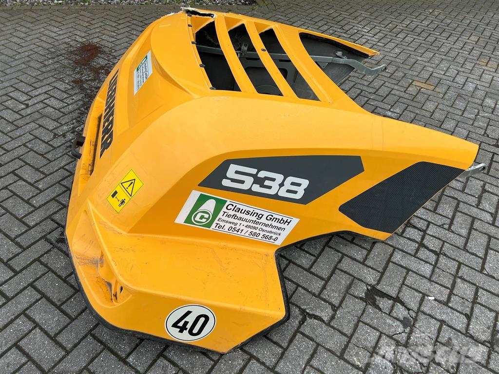 Liebherr L 538 Šasija i vešenje