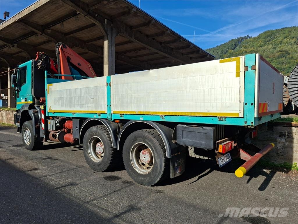 Iveco EUROTRAKKER CURSOR 380 6X6 + PALIFANGER PK 18 080B Platte bakwagens